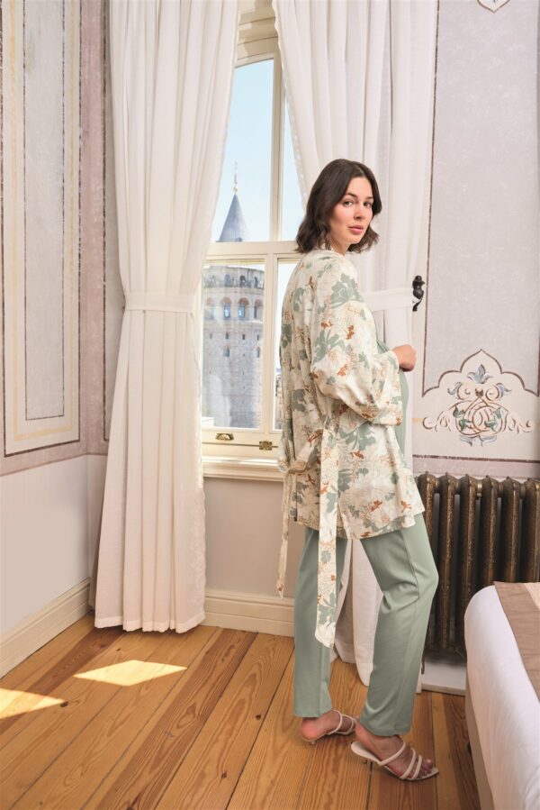 Çiçek ve Yaprak Desenli Dantelli Hamile Lohusa 3'lü Pijama Takımı - Görsel 4